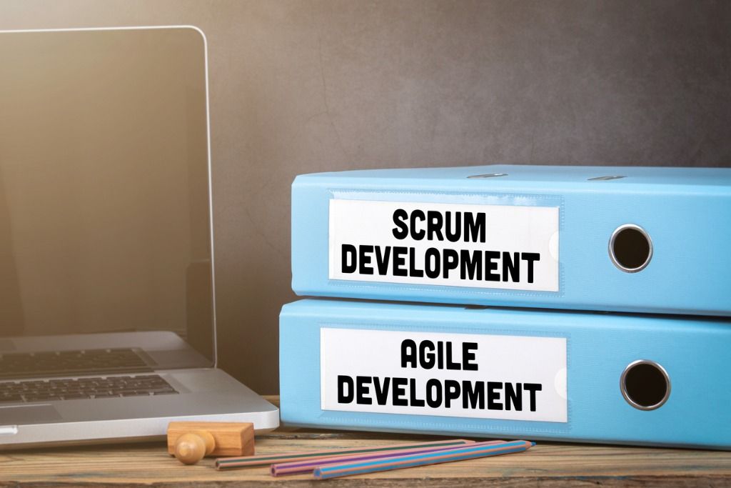 写真-scrum-and-agile-development-picture-id1174384103