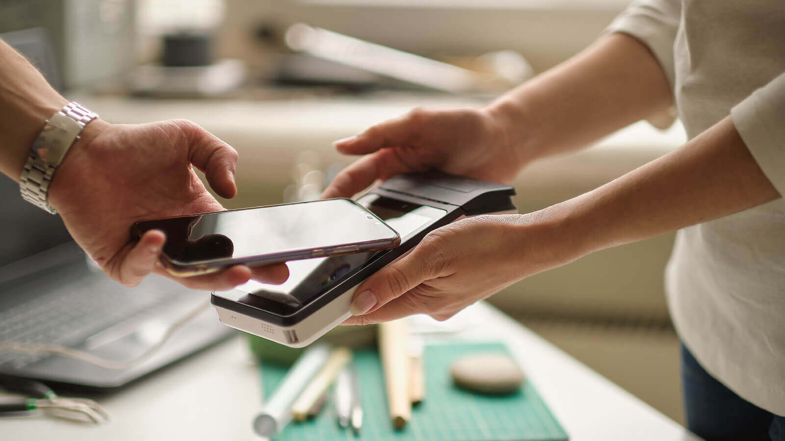 【基礎知識】NFCとは？仕組みから活用事例まで徹底解説